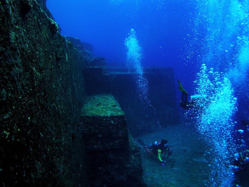 Mystery Of The Pyraminds of Yonaguni