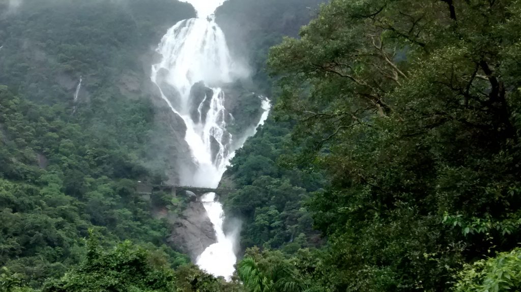 distance-view-to-dudhsagar-falls